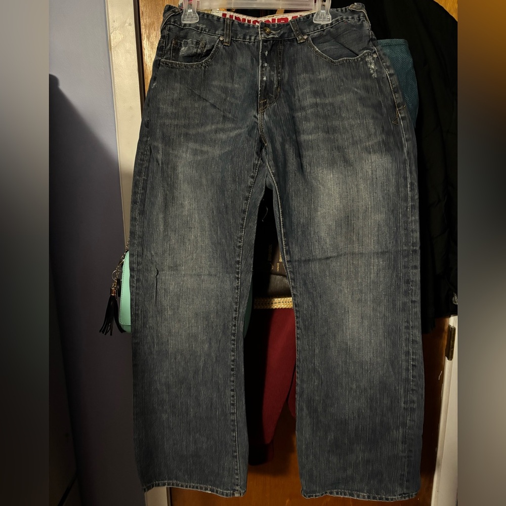 UNIONBAY Men's Washed Blue Straight Jeans